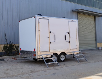 Toilet-Trailer-for-Sale